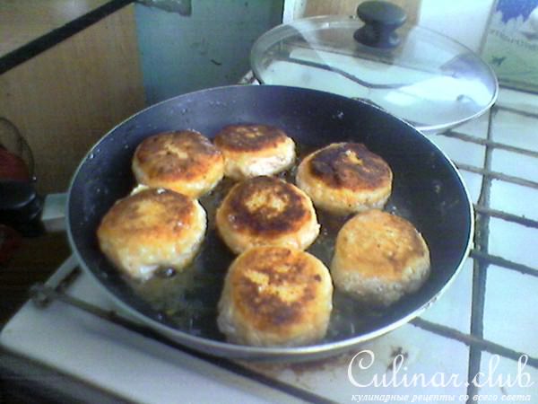 Сырники с сырой морковью