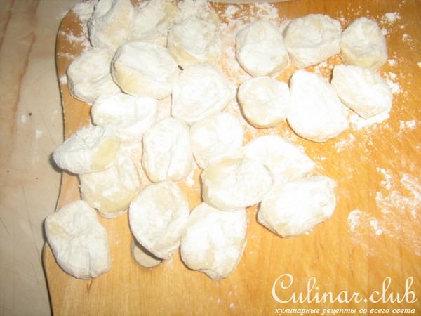 Паровые пирожки с картошечкой.
