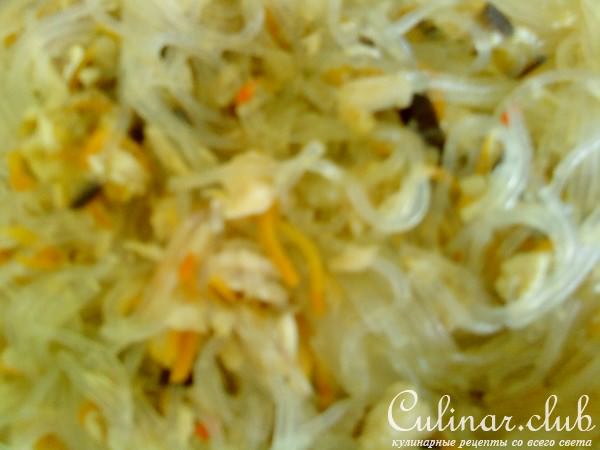 Фунчоза с баклажанами и курицей