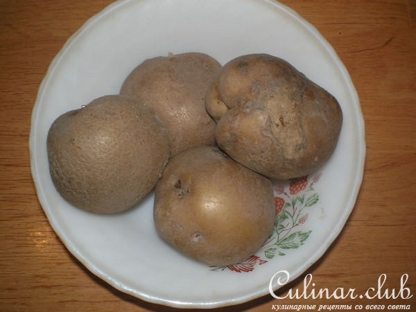 салат картофельный с кальмаром и черемшой