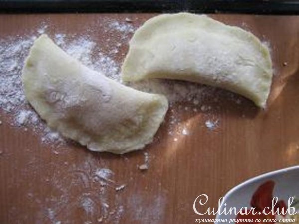 Картофляники с капустой и грибами