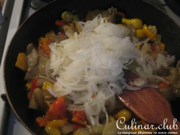 Пассерованные баклажаны с овощами.(Дуэль!)