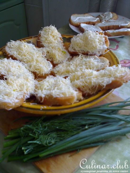 бутерброды с зеленью и сыром