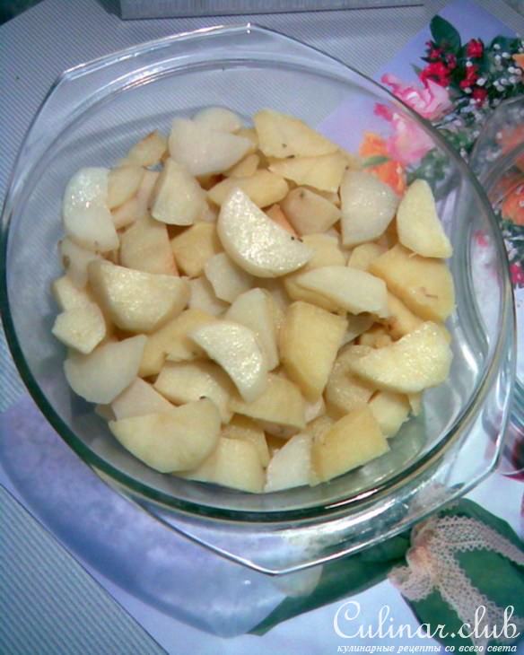 Запеканка "Картофель с сосисками в омлете"