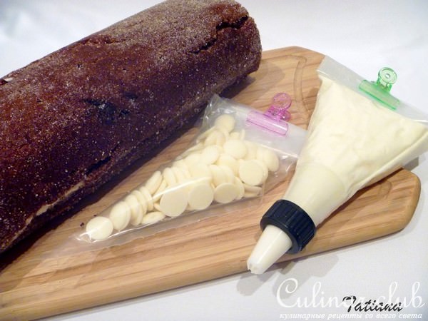 Финиковый рулет со сливочным кремом