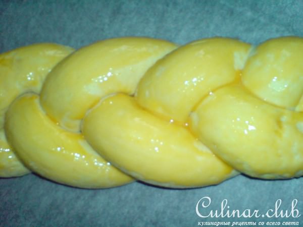 Корично-шафрановая хала