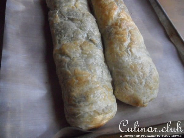 Слоёный рулет с абрикосами и маком