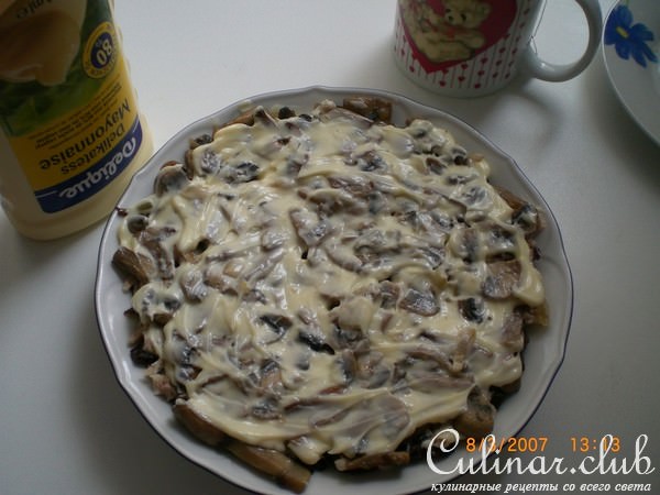 Салат куриный с черносливом