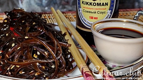 Салат из морской капусты с кунжутом по-корейски