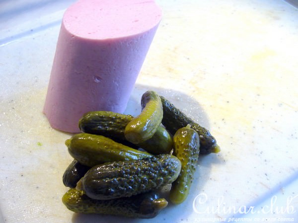 Колбасный салат (Fleischsalat)