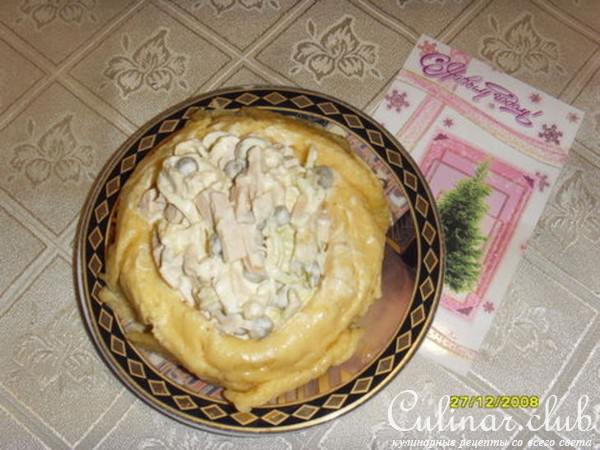 Салат "Загадка" в сырной корзиночке