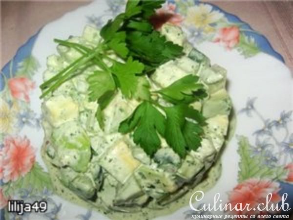 Салат из огурцов и авокадо