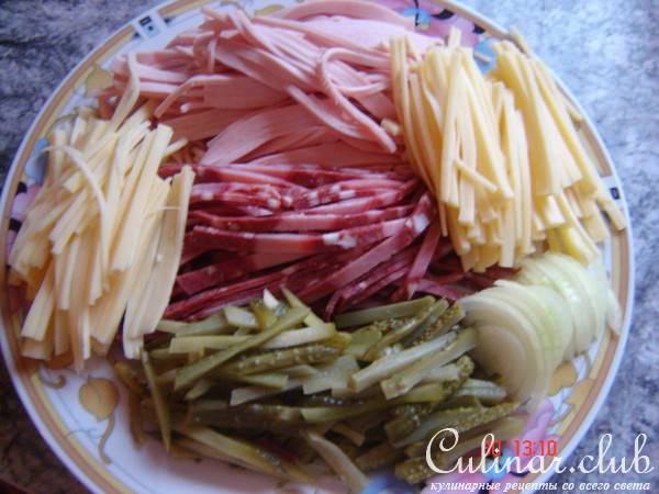 Вурстсалат (колбасный салат)