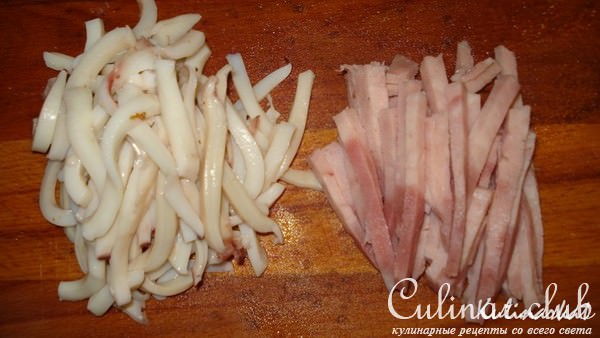Салат с кальмарами и ветчиной