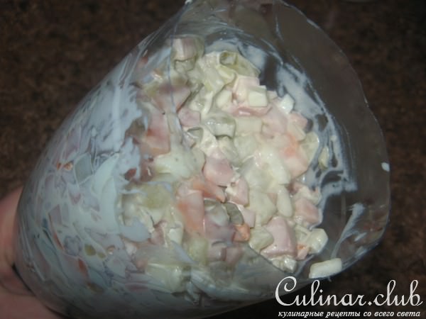 Салат оливье "Елочка" с сыром