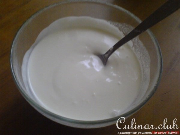 Салат из сельди, лука и яблока