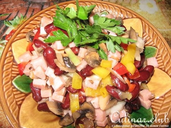 Салат из красной консервированной фасоли