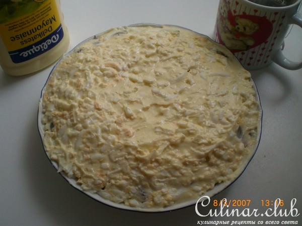 Салат куриный с черносливом