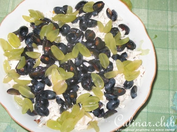 Пестрый салат с курочкой