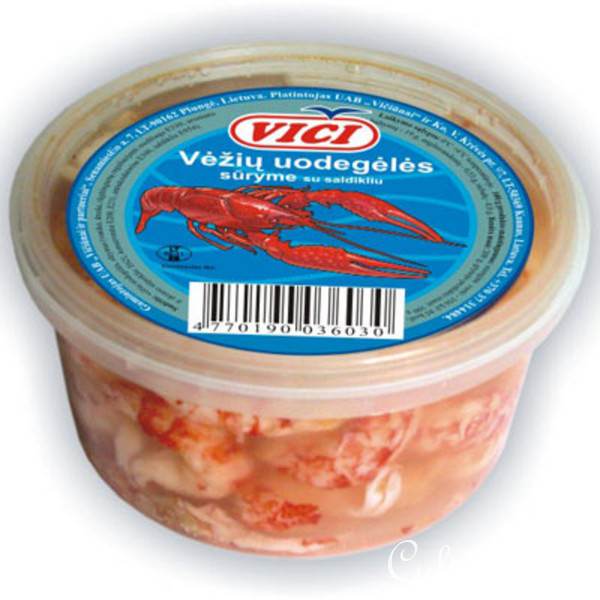 Салат с море продуктами.