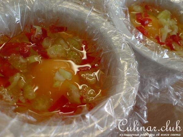 Салат с креветками +Салат с яйцами-пашот//два салата на одной основе