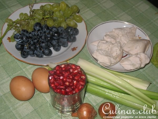 Пестрый салат с курочкой
