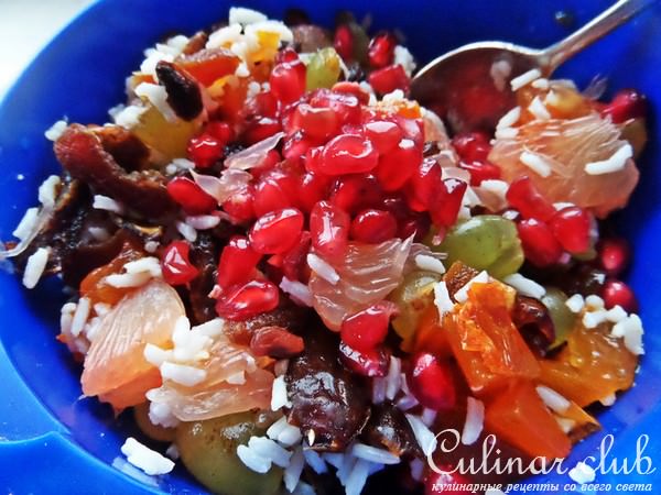 Салат "Фруктовые брызги с рисом"