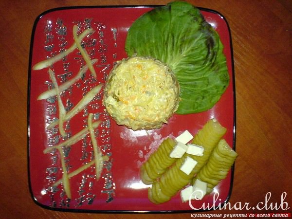 Куриный салат с омлетом