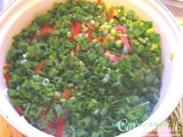 Салат витаминный с капустой (мой вариант)
