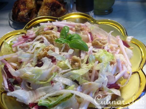 Салат с белой редькой и свеклой