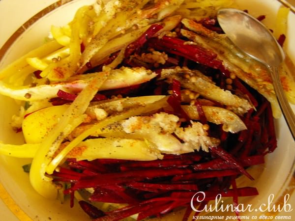 Салат "Корейские мотивы". 