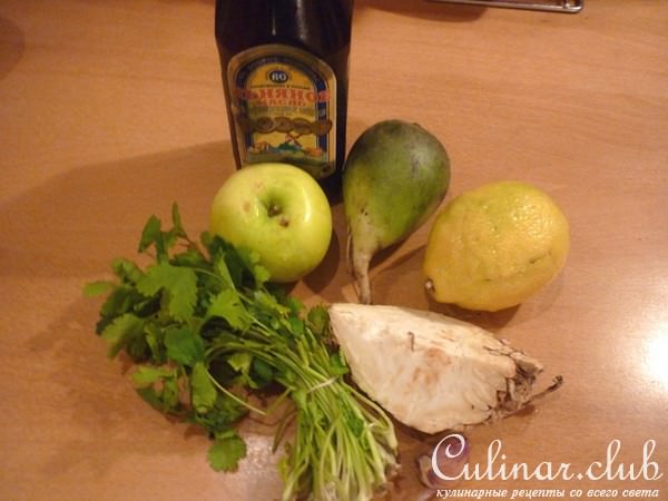 Зелёный салат с адыгейским сыром