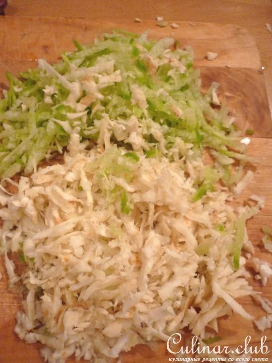 Зелёный салат с адыгейским сыром
