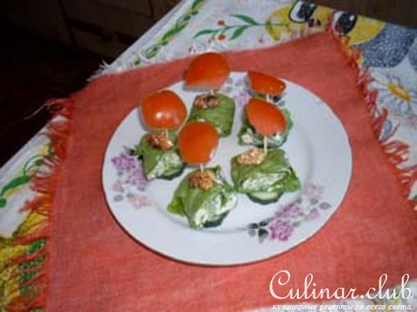 Рулетики из салата