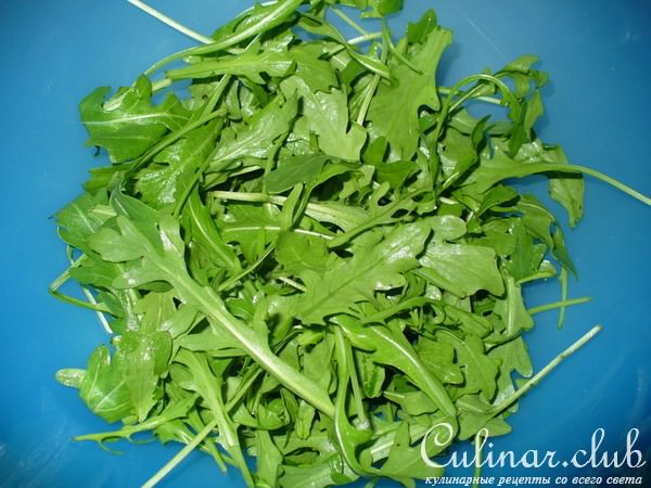 Пикантный салат с РУККОЛОЙ