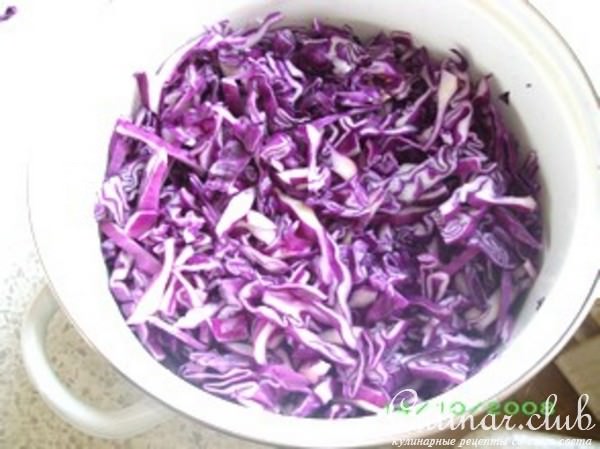 Салат витаминный из красной капусты (мой вариант)