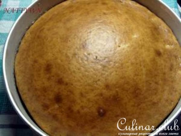 Простой пирог из творога с сухофруктами.