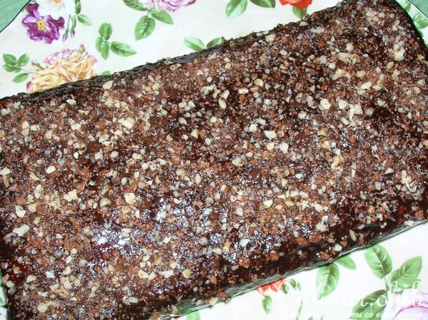 Маковый пирог с ярко выраженным лимонным вкусом.