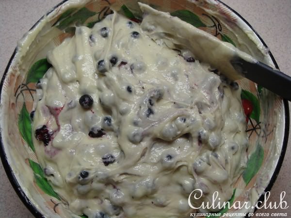 Черничный пирог со штрейзельной крошкой.