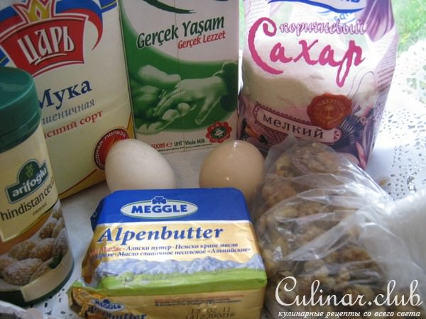 Пирог кокосово-ореховый (на скорую руку).