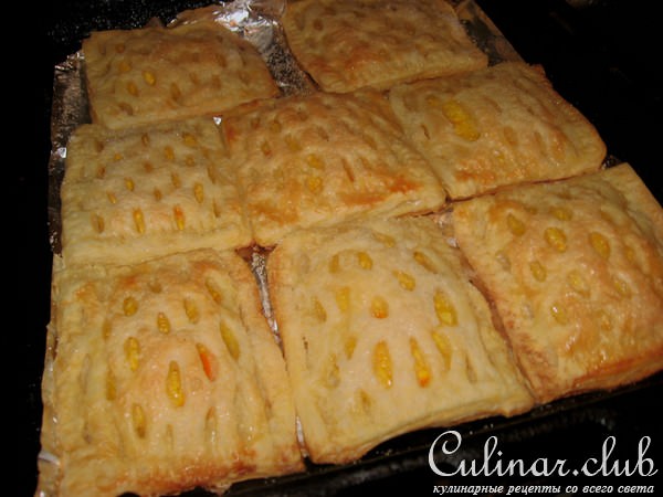 Слойки с апельсиново-лимонной начинкой