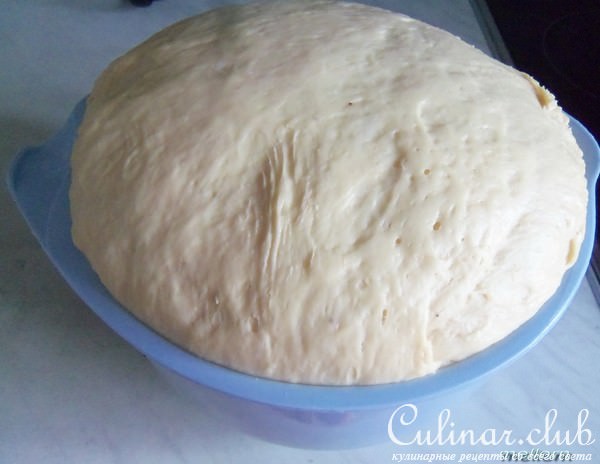 Йогуртовая булка с джемом