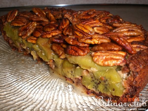 Овсяный пирог с киви и орехами