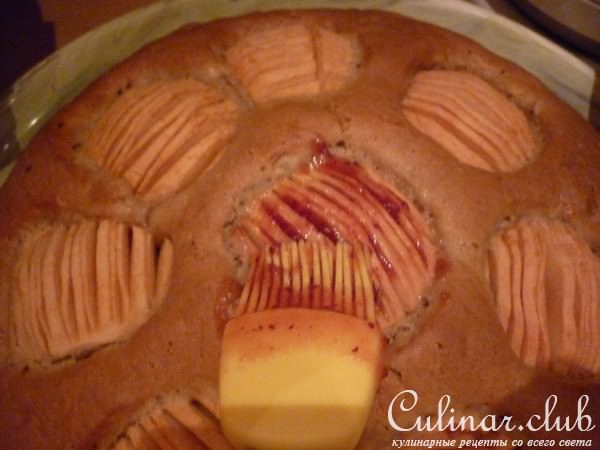 Эльзасский яблочный пирог с корицей
