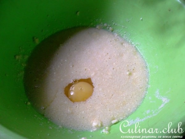 Польский пляцок с яблоками и сливами "Осень"