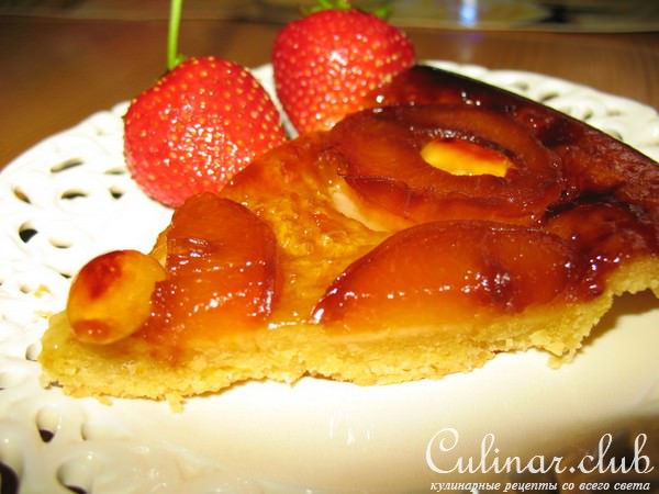 Перевернутый пирог (Tarte Tatin) с абрикосами.