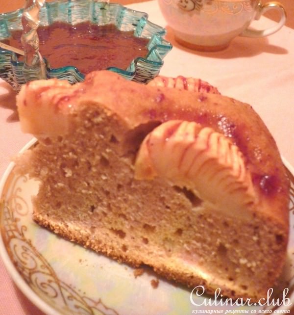 Эльзасский яблочный пирог с корицей