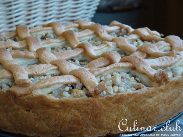 Яблочный пирог -киш,с ореховой крошкой