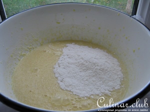 Пирог кокосово-ореховый (на скорую руку).