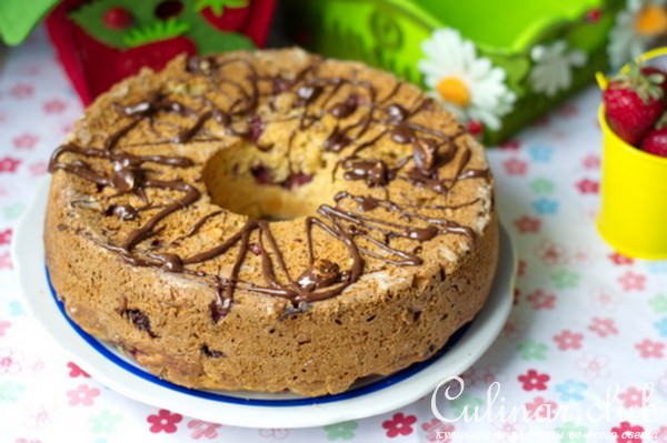 Пирог с клубникой
